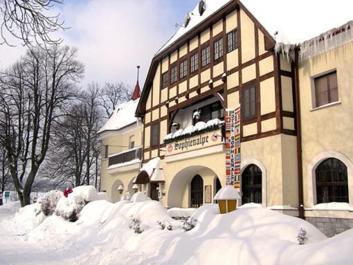 Hotel-Restaurant-Cafe Sophienalpe Wina Bagian luar foto